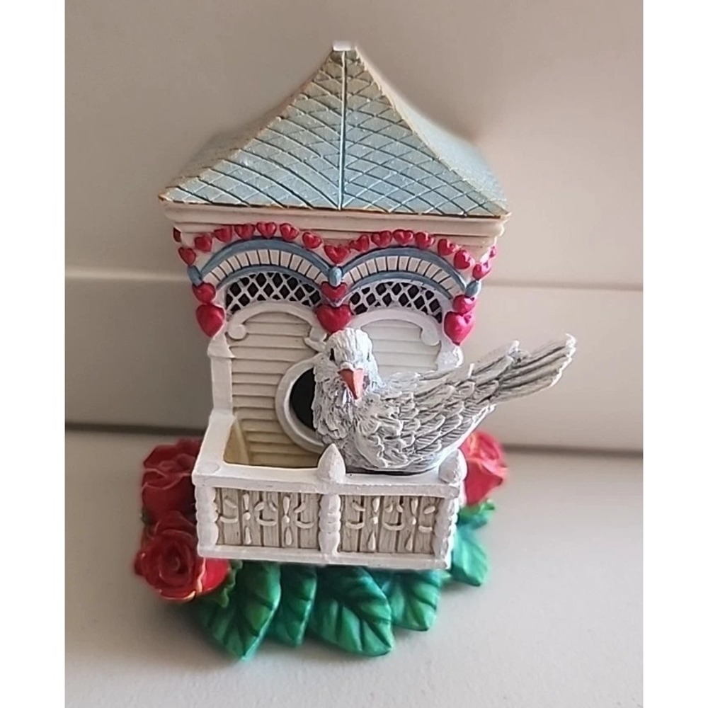 Bird House, Dove Estate, Hamilton Collection 1998 Vintage Decor
